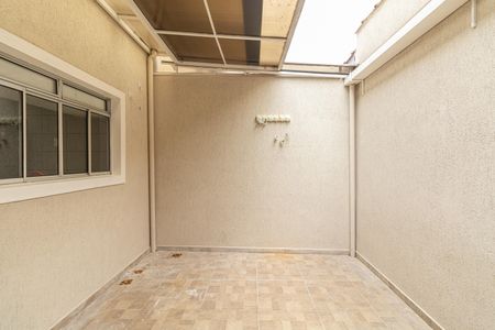 Casa de condomínio à venda com 74m², 3 quartos e 2 vagasChurrasqueira