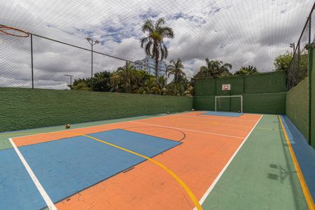 Casa de condomínio à venda com 74m², 3 quartos e 2 vagasÁrea comum - Quadra