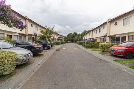 Casa de condomínio à venda com 74m², 3 quartos e 2 vagasÁrea comum