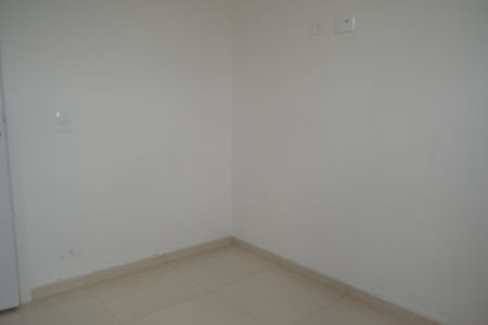 Quarto de apartamento para alugar com 2 quartos, 48m² em Parque Santa Rosa, Suzano