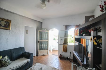 Sala de casa para alugar com 2 quartos, 80m² em Juscelino, Nova Iguaçu