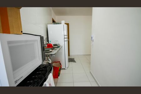 Cozinha de apartamento para alugar com 2 quartos, 62m² em Boqueirão, Praia Grande