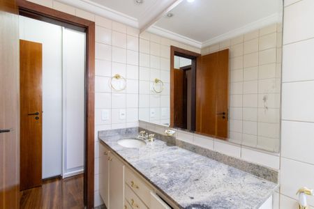 Apartamento à venda com 240m², 5 quartos e 3 vagasBanheiro do Escritório