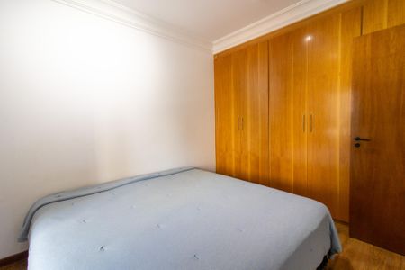 Apartamento à venda com 240m², 5 quartos e 3 vagasSuite 2