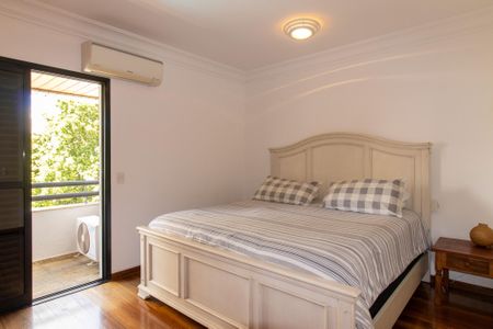 Apartamento à venda com 240m², 5 quartos e 3 vagasSuite 1