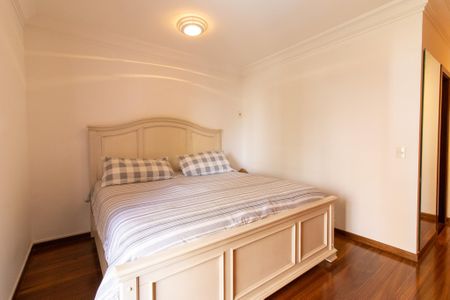 Apartamento à venda com 240m², 5 quartos e 3 vagasSuite 1