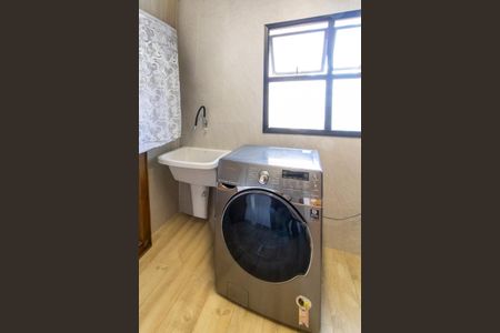 Apartamento à venda com 240m², 5 quartos e 3 vagasÁrea de Serviço