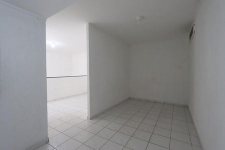 Quarto de casa para alugar com 1 quarto, 40m² em Vila Darli, São Paulo