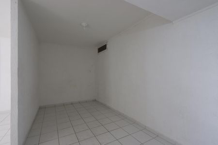 Quarto de casa para alugar com 1 quarto, 40m² em Vila Darli, São Paulo