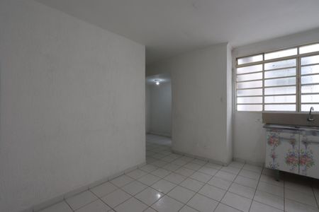 Sala de casa para alugar com 1 quarto, 40m² em Vila Darli, São Paulo