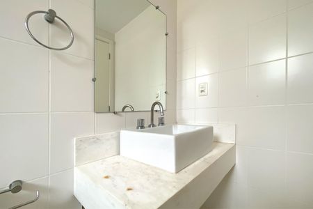 Apartamento para alugar com 100m², 3 quartos e 2 vagasBanheiro