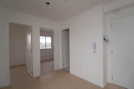 Sala de apartamento para alugar com 2 quartos, 36m² em Jardim Jaragua (sao Domingos), São Paulo
