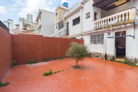 Casa à venda com 146m², 2 quartos e 2 vagas Casa à venda com 146m², 2 quartos e 2 vagasQuintal