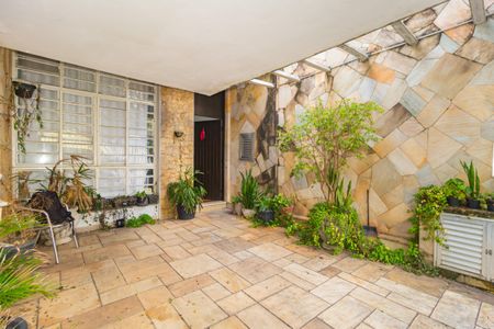 Casa à venda com 146m², 2 quartos e 2 vagas Casa à venda com 146m², 2 quartos e 2 vagasGaragem