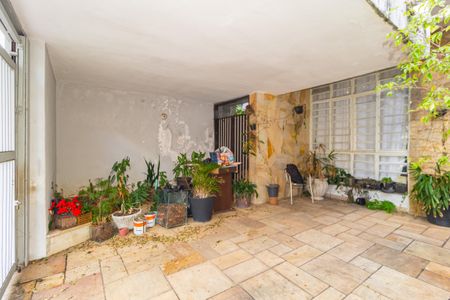 Casa à venda com 146m², 2 quartos e 2 vagas Casa à venda com 146m², 2 quartos e 2 vagasGaragem