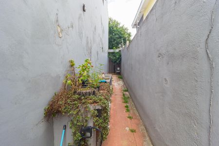 Casa à venda com 146m², 2 quartos e 2 vagas Casa à venda com 146m², 2 quartos e 2 vagasCorredor