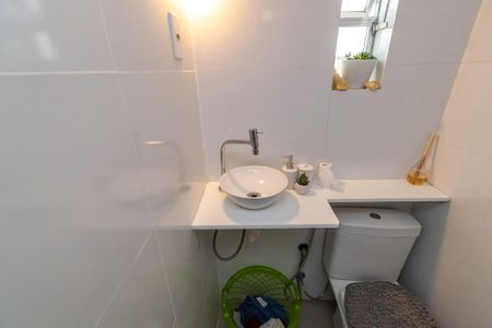 Casa de condomínio para alugar com 50m², 1 quarto e sem vagaBanheiro