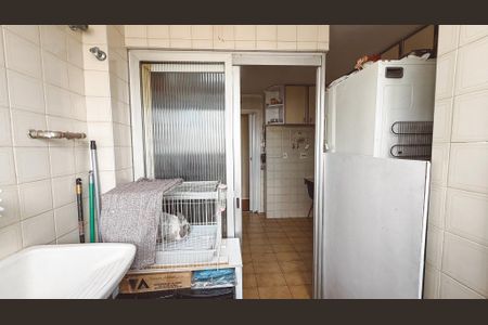 Apartamento à venda com 64m², 3 quartos e 1 vagaÁrea de Serviço