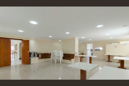 Apartamento à venda com 64m², 3 quartos e 1 vagaÁrea comum - Salão de festas