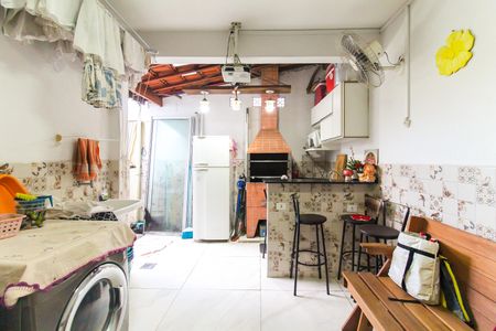 Casa à venda com 106m², 3 quartos e 2 vagasÁrea de Serviço