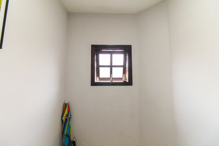 Casa à venda com 106m², 3 quartos e 2 vagasLavabo