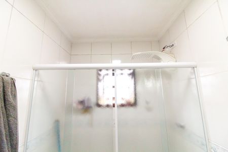 Casa à venda com 106m², 3 quartos e 2 vagasBanheiro