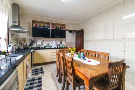 Casa à venda com 106m², 3 quartos e 2 vagasCozinha