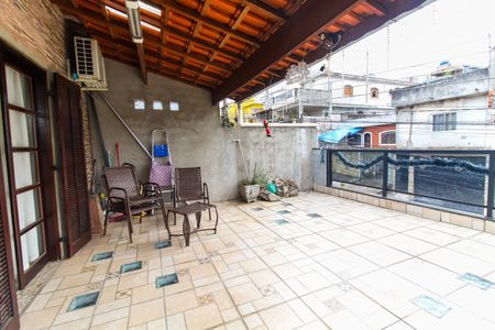 Casa à venda com 106m², 3 quartos e 2 vagasVaranda da Suíte