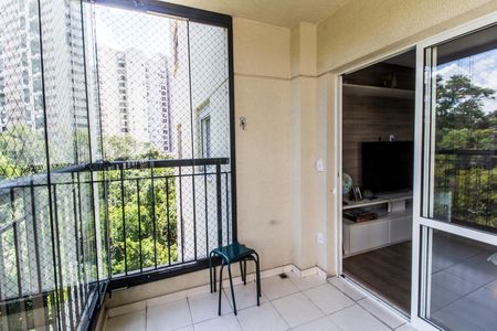 Apartamento à venda com 87m², 3 quartos e 1 vaga Apartamento à venda com 87m², 3 quartos e 1 vagaVaranda