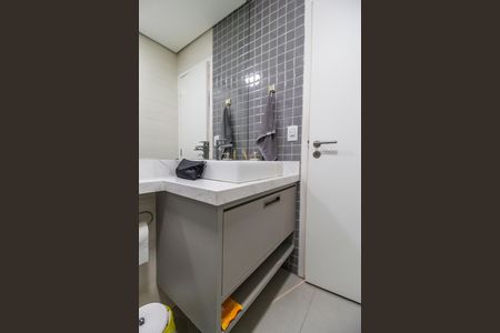 Apartamento à venda com 87m², 3 quartos e 1 vaga Apartamento à venda com 87m², 3 quartos e 1 vagaBanheiro 2