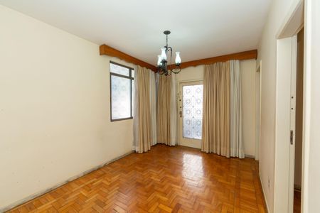 SALA de casa para alugar com 3 quartos, 300m² em Carlos Prates, Belo Horizonte
