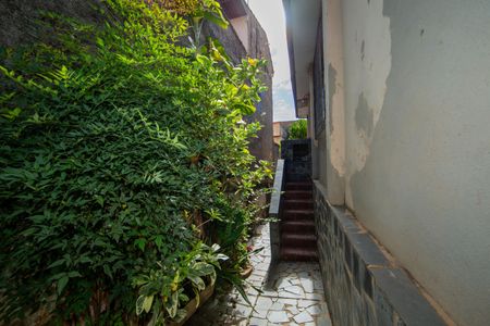 Casa para alugar com 300m², 3 quartos e 2 vagasCORREDOR EXTERNO