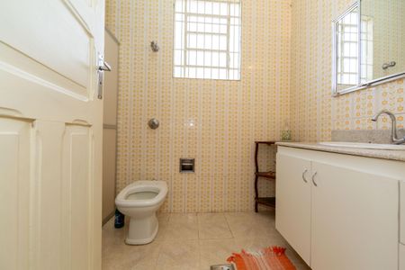 Casa para alugar com 300m², 3 quartos e 2 vagasBANHEIRO1