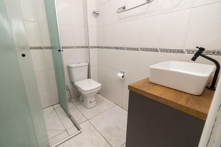 Apartamento para alugar com 56m², 2 quartos e sem vaga Apartamento para alugar com 56m², 2 quartos e sem vagaBanheiro Social