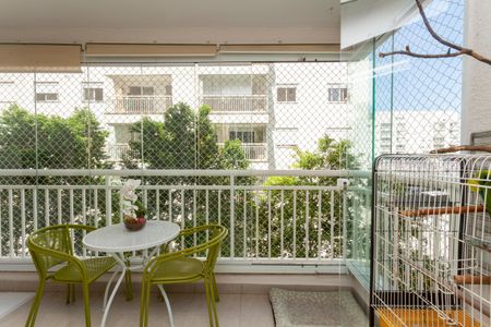 Apartamento à venda com 81m², 3 quartos e 1 vagaVaranda