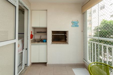 Apartamento à venda com 81m², 3 quartos e 1 vagaVaranda
