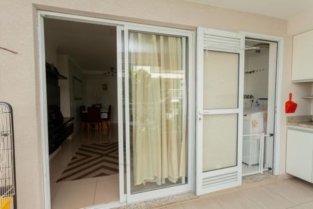 Apartamento à venda com 81m², 3 quartos e 1 vagaVaranda