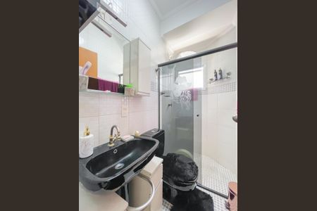 Casa de condomínio à venda com 160m², 4 quartos e 4 vagas Casa de condomínio à venda com 160m², 4 quartos e 4 vagasBanheiro da Suíte 1