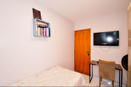 Casa de condomínio para alugar com 80m², 2 quartos e 1 vagaQuarto 1