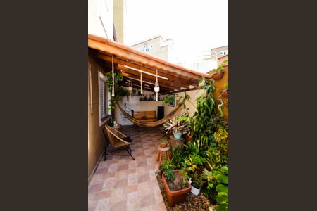 Casa de condomínio para alugar com 80m², 2 quartos e 1 vagaGarden/Área privativa