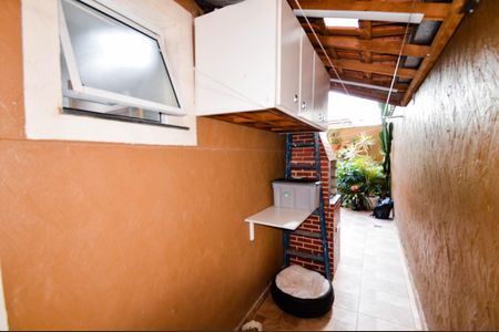 Casa de condomínio para alugar com 80m², 2 quartos e 1 vagaÁrea de Serviço