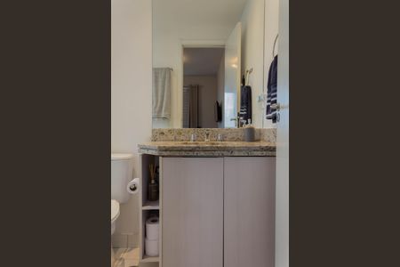 Apartamento à venda com 54m², 2 quartos e 1 vaga Apartamento à venda com 54m², 2 quartos e 1 vagaBanheiro da Suíte 1