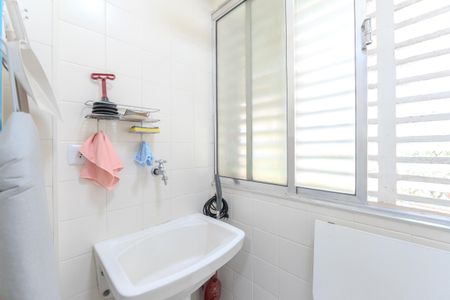 Apartamento à venda com 38m², 1 quarto e 1 vaga Apartamento à venda com 38m², 1 quarto e 1 vagaÁrea de Serviço
