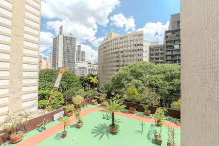 Apartamento à venda com 38m², 1 quarto e 1 vaga Apartamento à venda com 38m², 1 quarto e 1 vagaVista