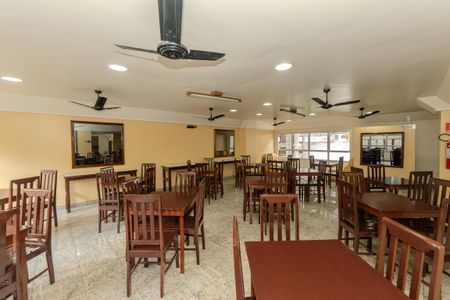 Apartamento à venda com 38m², 1 quarto e 1 vaga Apartamento à venda com 38m², 1 quarto e 1 vagaÁrea comum - Salão de festas