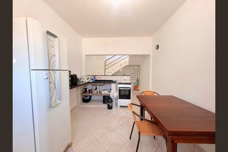 Casa à venda com 224m², 1 quarto e 3 vagasCozinha