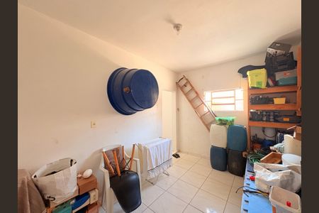 Casa à venda com 224m², 1 quarto e 3 vagasDepósito