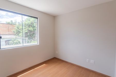 Apartamento à venda com 77m², 3 quartos e 2 vagasQuarto 3
