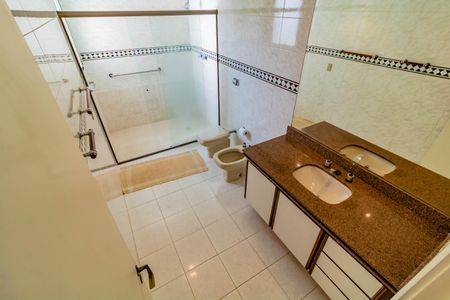 Apartamento à venda com 162m², 4 quartos e 2 vagas