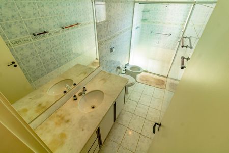 Apartamento à venda com 162m², 4 quartos e 2 vagas